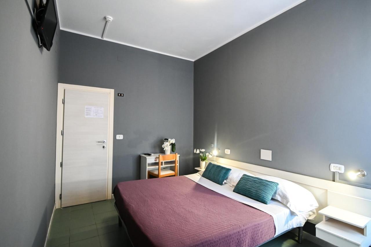 Hotel Montebello ריצ'יונה מראה חיצוני תמונה