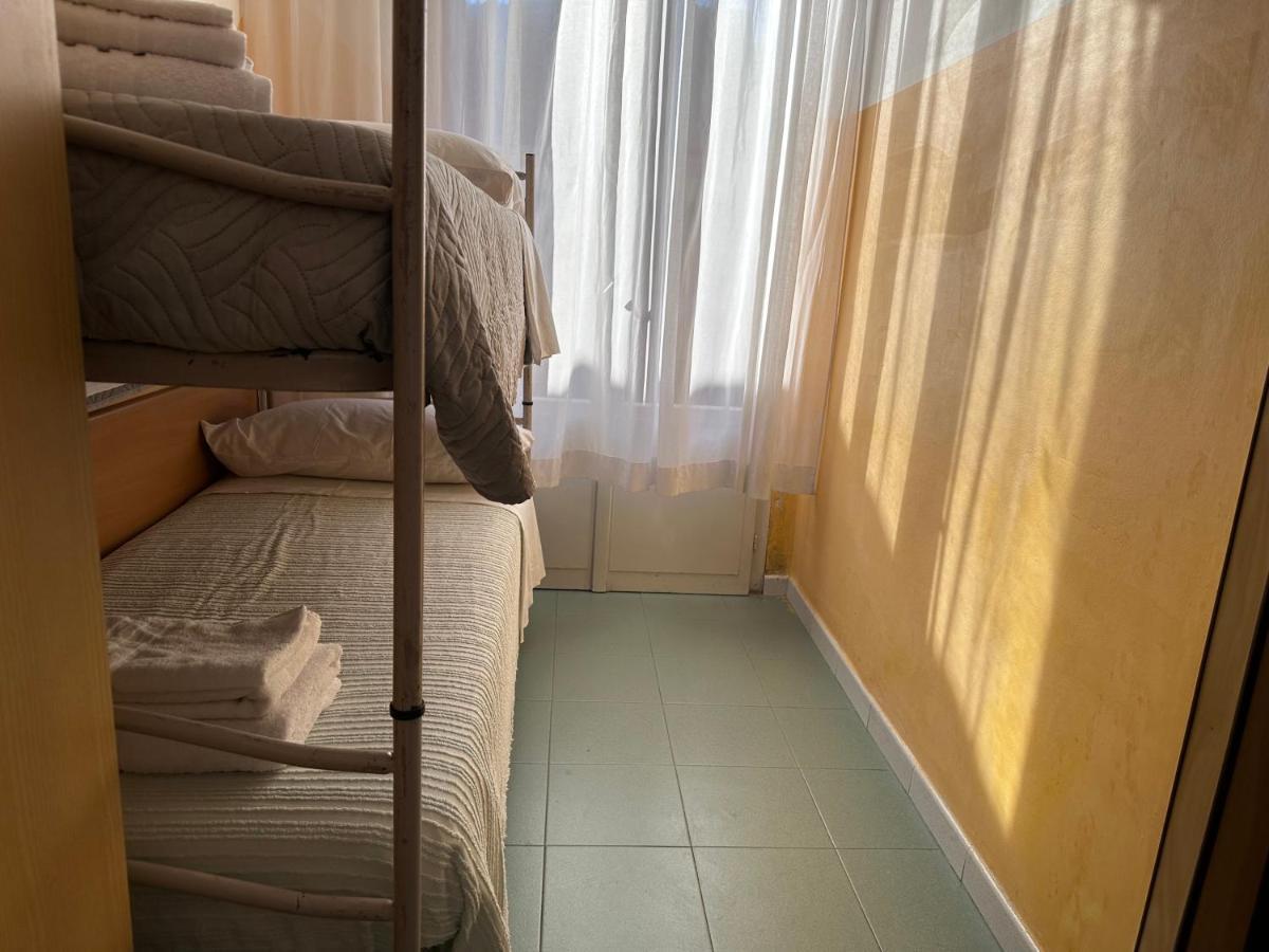 Hotel Montebello ריצ'יונה מראה חיצוני תמונה