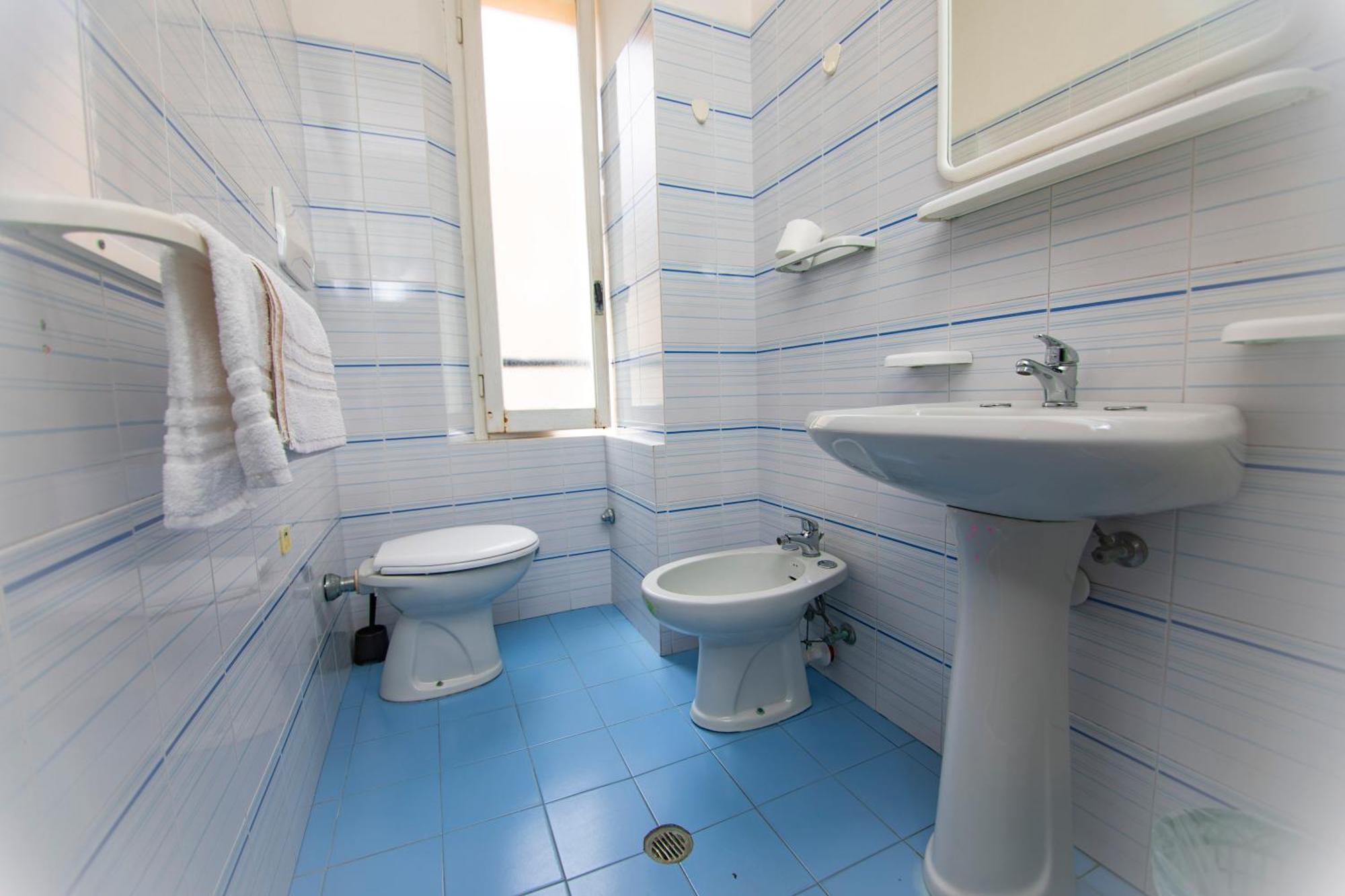 Hotel Montebello ריצ'יונה מראה חיצוני תמונה