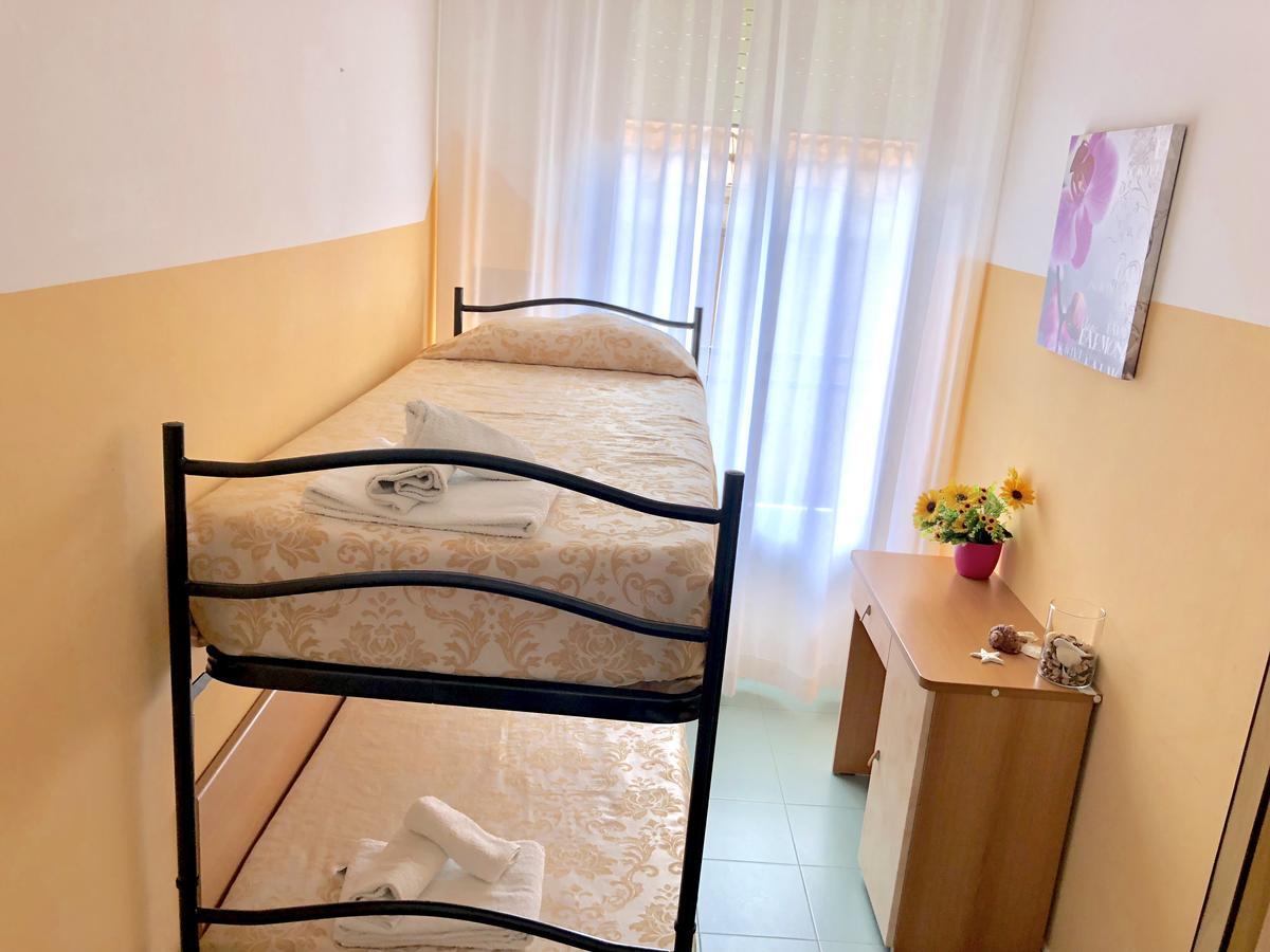 Hotel Montebello ריצ'יונה מראה חיצוני תמונה