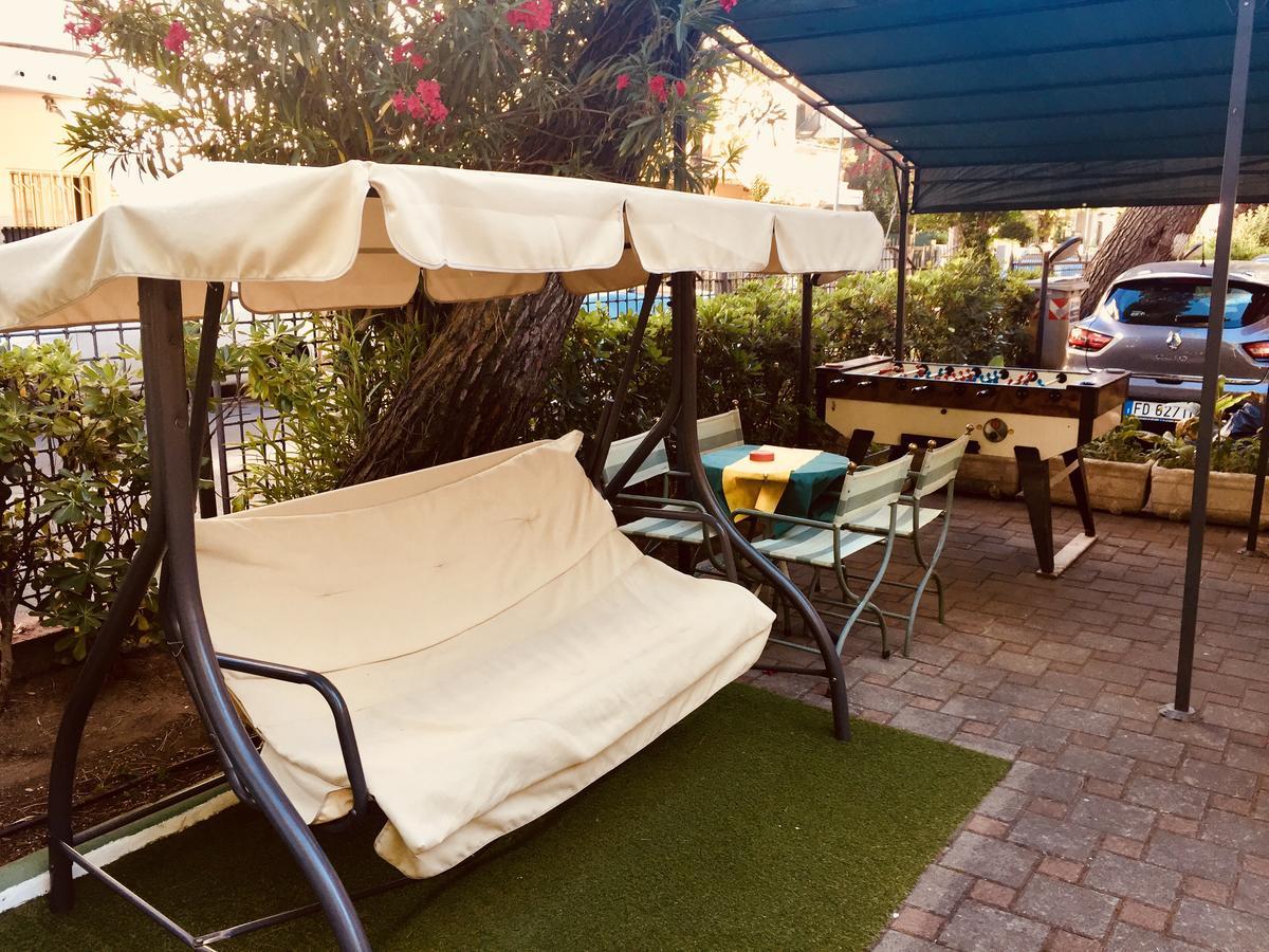 Hotel Montebello ריצ'יונה מראה חיצוני תמונה